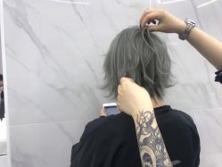 -秦·专注剪发