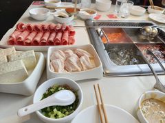 -海底捞火锅(威高广场店)