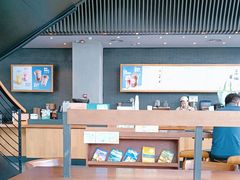 -星巴克(武汉金色港湾店)