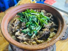 -雄伟美食(高沙中街店)