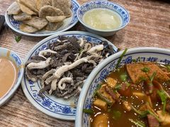 -门框胡同百年卤煮(新街口店)