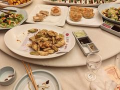-小桃红·东北菜·春饼烤鸭(南阳湖街店)
