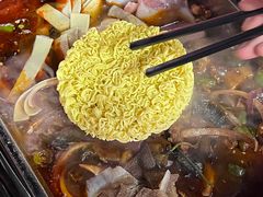 -猪三哥肥肠鸡川菜小炒