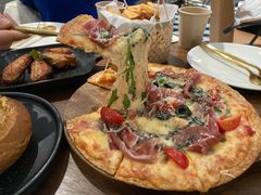 黑松露火腿披萨-一尺花园(安和花园店)