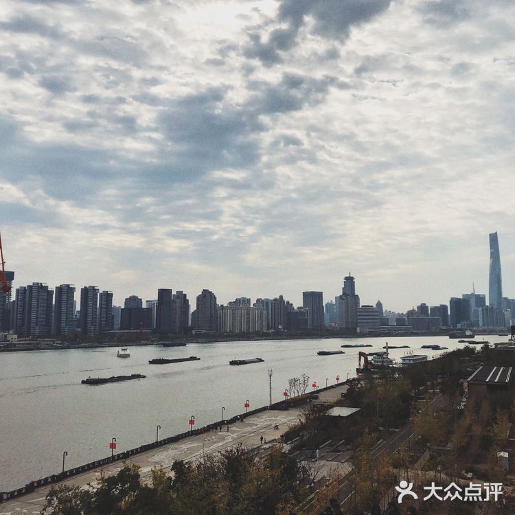 地理位置：杨树浦路平凉路 杨浦滨江