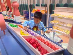 -奈尔宝家庭中心·亲子餐厅(鄞州万达店)