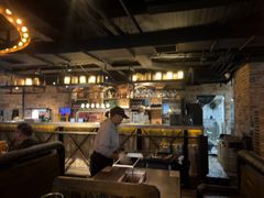 -麦凯伦烧烤·精酿超级工厂店(金桥总店)