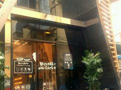 -新华里咖啡书吧(新华书店小寨店)