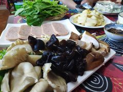 -弘烨 贵州酸汤 鱼火锅(东财店)