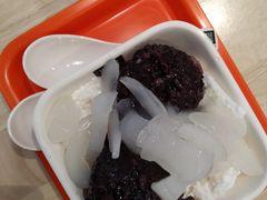 -满记甜品(巴黎春天宝山店)