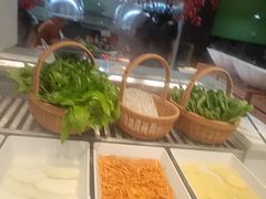 -金滏山·烤肉海鲜火锅自助(襄阳万达店)
