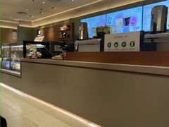 -星巴克臻选(上海中环广场2F店)