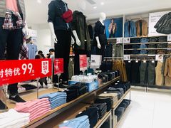 -优衣库(广州天河领展广场店)