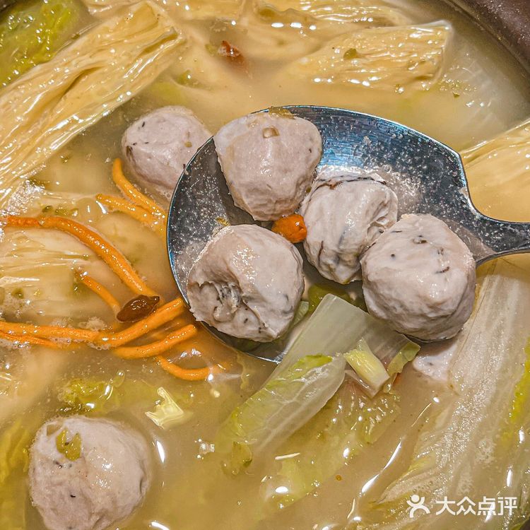 竟然隐藏着一家这么好吃的砂锅菜