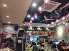 大堂-爆炸头阿姨小四川正宗川味小吃(无任何分店)