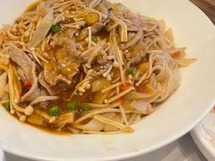 肥牛金針菇河粉-美心皇宫(屯门大会堂店)