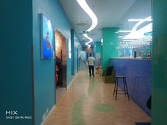 -Swim斯卫姆国际儿童游泳中心(红博中央公园店)