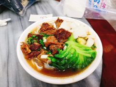 牛腩河粉细-珍珍小食店(西华路店)