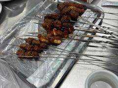 -小山羊功夫串·泰安烧烤·海鲜小炒老地摊店