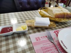 -华梅西餐厅(哈尔滨中央大街店)