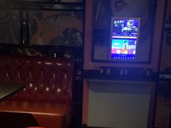 -欢乐迪KTV(南坪上海城店)