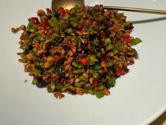 黑三剁-一坐一忘云南菜(卓悦中心)