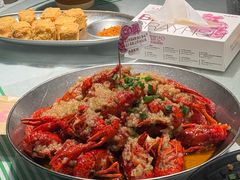 -巴厘龙虾·榜首油焖大虾(音乐学院·沿江酒馆店)