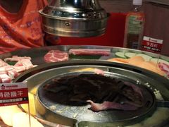 -哈哈碳都·牛肋条无限自助烤肉(台江万达店)