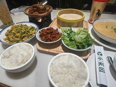 -小菜园新徽菜(阜阳颍州万达店)