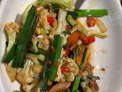 -关东小磨东北菜(上海长风大悦城店)
