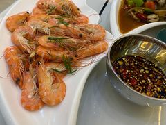 -覃记海鲜美食餐厅