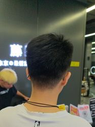 -藤野造型烫发染发