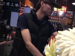 服务员帅哥-香港鸿记冰室