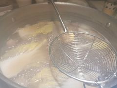 -左庭右院鲜牛肉火锅(浦江欢乐颂店)
