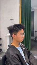 -Kraemer Paris  苏豪路易士·嘉玛发廊