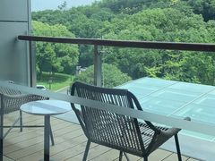 -上海佘山世茂艾美酒店