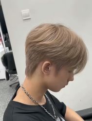 -U·NI SALON 造型