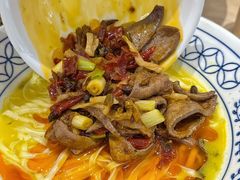 -李与白包子铺(桐梓林店)