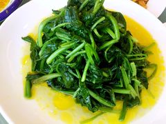 -山明水秀大饭店