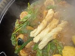 -九妹农家大铁锅东北菜(江湾店)
