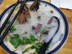 -鸭小妹鸭血粉丝(老门东店)