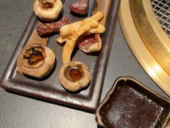 -铭牛烧肉·和牛海鲜自助(高新月牙湖店)