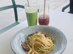 菠菜牛油果苹果汁-Cafe Mersey默西咖啡(西交店)