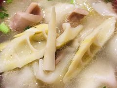 -继红顺河抄手名小吃