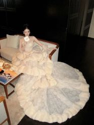-Renee芮亦婚纱