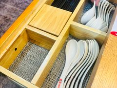 -南城香·饭香串香馄饨香(红军营店)