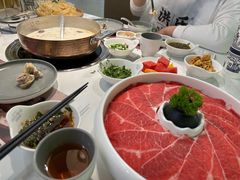 -洪氏嗨捞·广东猪肚鸡·椰子鸡火锅(西咸万象城店)