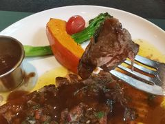 安格斯牛西冷牛排-乐意坊Alla Torre意大利手工披萨(陆家嘴旗舰店)