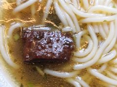-花溪巷牛肉粉(泉城路店)