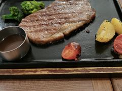 -必胜客(安盛金马店)